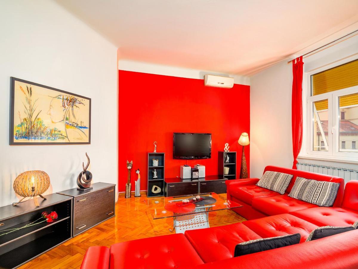 Grand Apartment In Strict Center Of Rijeka Zewnętrze zdjęcie
